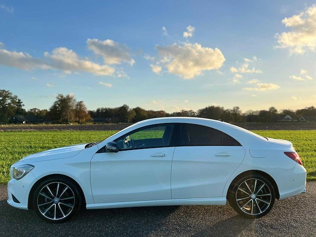 Mercedes-benz - cla-klasse - 180 ambition - 1-tjp-81 - 2014 - afbeelding 3 van  10