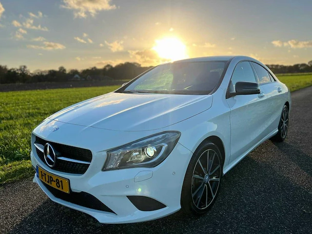 Mercedes-benz - cla-klasse - 180 ambition - 2014 - 1-tjp-81 - personenauto - afbeelding 2 van  5