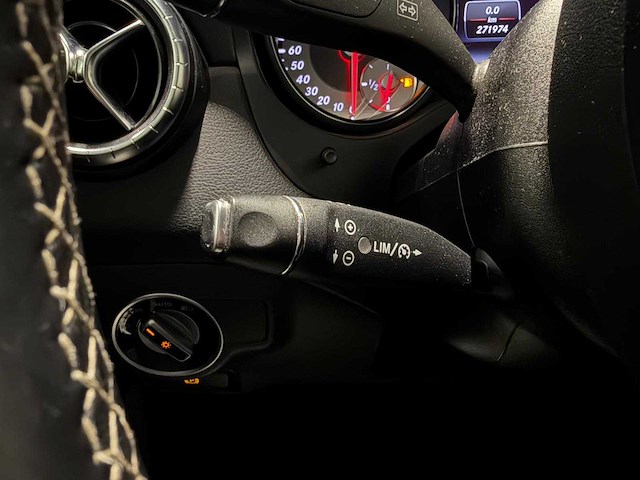 Mercedes-benz - cla-klasse - 180 edition 1 2014 rb-088-h iaw - afbeelding 19 van  23