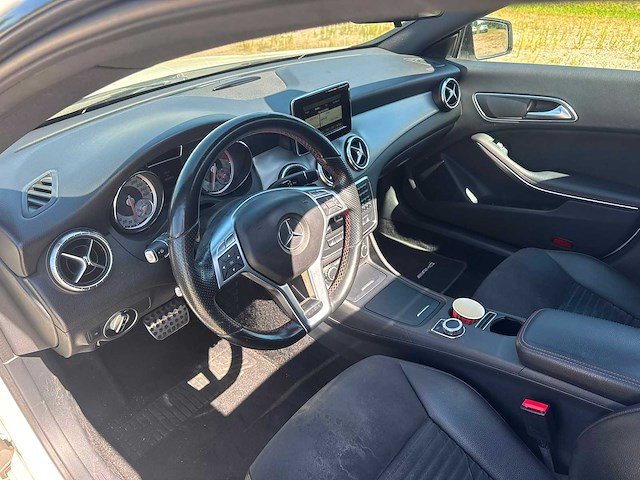 Mercedes-benz - cla-klasse - 200 ambition 5-zjf-87 2015 iaw - afbeelding 12 van  21