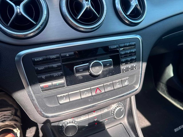 Mercedes-benz - cla-klasse - 200 ambition 5-zjf-87 2015 iaw - afbeelding 13 van  22