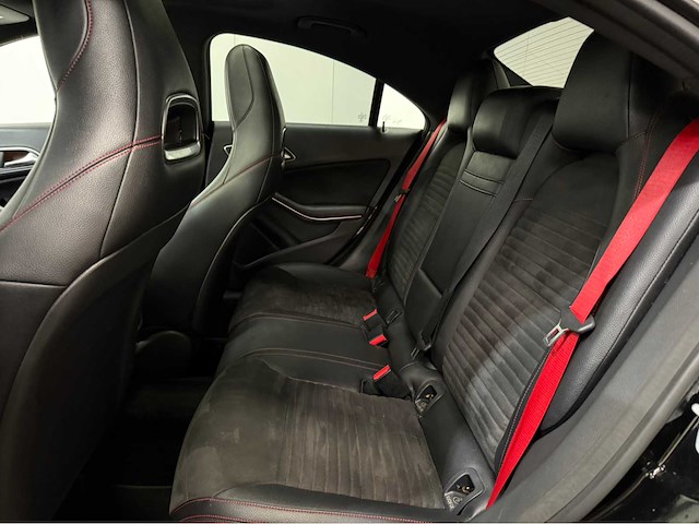 Mercedes-benz - cla-klasse - 250 - personenauto - 2016 - afbeelding 32 van  37