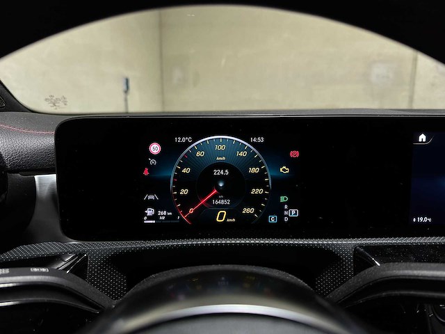 Mercedes-benz - cla-klasse - cla180 d launch edition premium - personenauto - afbeelding 4 van  11