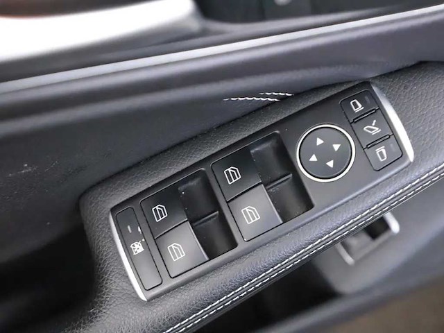 Mercedes-benz - cla-klasse shooting brake - 180 ambition gl-800-x 2015 iaw - afbeelding 4 van  4