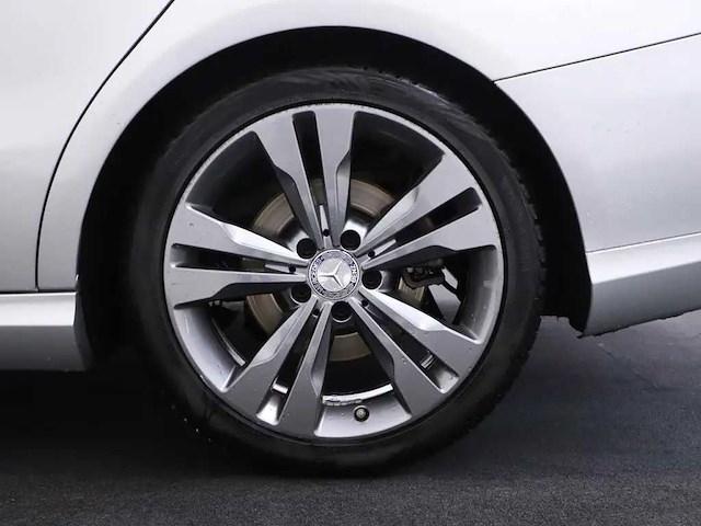 Mercedes-benz - cla-klasse shooting brake - 180 ambition gl-800-x 2015 iaw - afbeelding 2 van  4