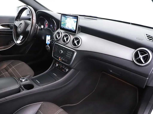 Mercedes-benz - cla-klasse shooting brake - 180 ambition gl-800-x 2015 iaw - afbeelding 8 van  25