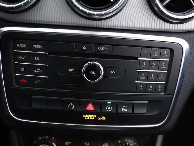 Mercedes-benz - cla-klasse shooting brake - 180 ambition gl-800-x 2015 iaw - afbeelding 19 van  25