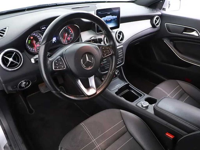 Mercedes-benz - cla-klasse shooting brake - 180 ambition gl-800-x 2015 iaw - afbeelding 22 van  25