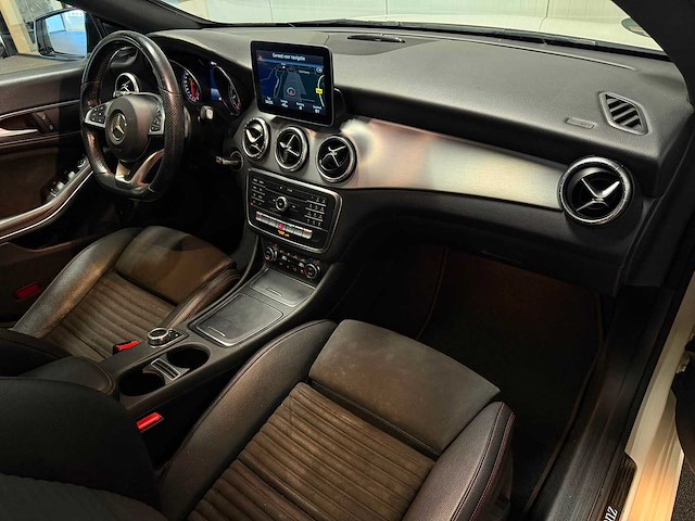 Mercedes-benz - cla-klasse shooting brake - 200 ambition sg-037-f 2017 iaw - afbeelding 15 van  28