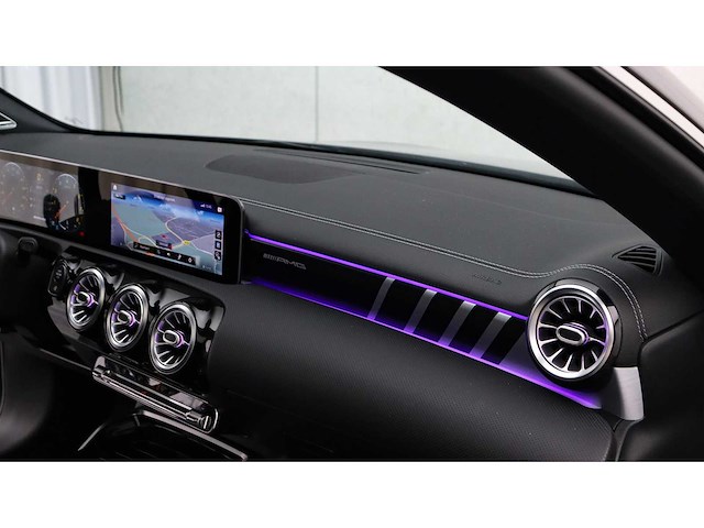Mercedes-benz - cla-klasse shooting brake - amg 45 s 4matic+ - 2020 - n-818-xz - afbeelding 21 van  36