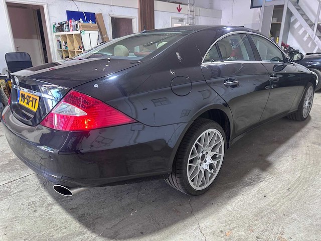 Mercedes-benz - cls-klasse - 500 automaat- 98-sf-tt- 2006 - afbeelding 5 van  8