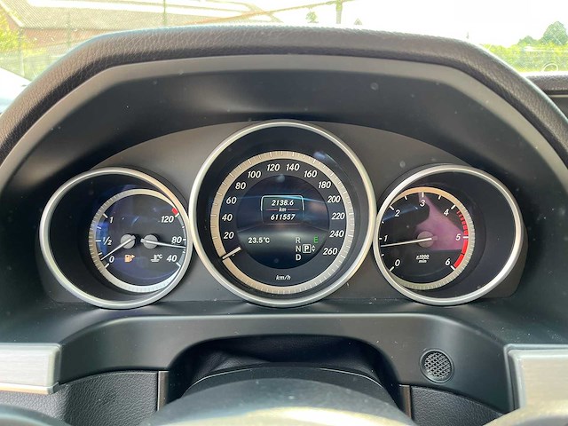 Mercedes-benz - e-klasse - 200 bluetec - personenauto - afbeelding 19 van  19