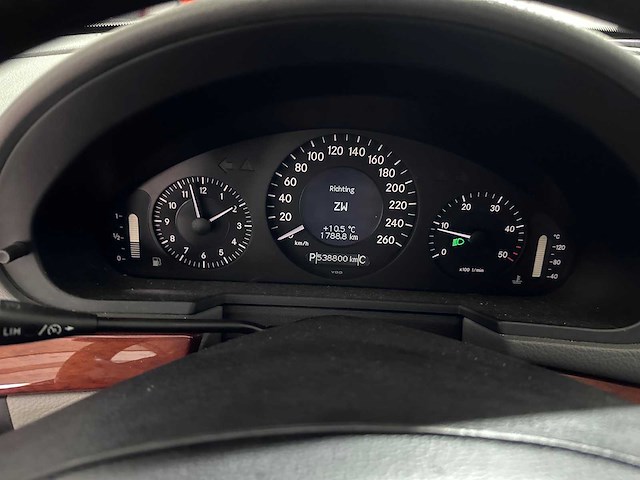 Mercedes-benz - e-klasse - 200 cdi avantgarde automaat- 3-xsz-01 - afbeelding 2 van  19