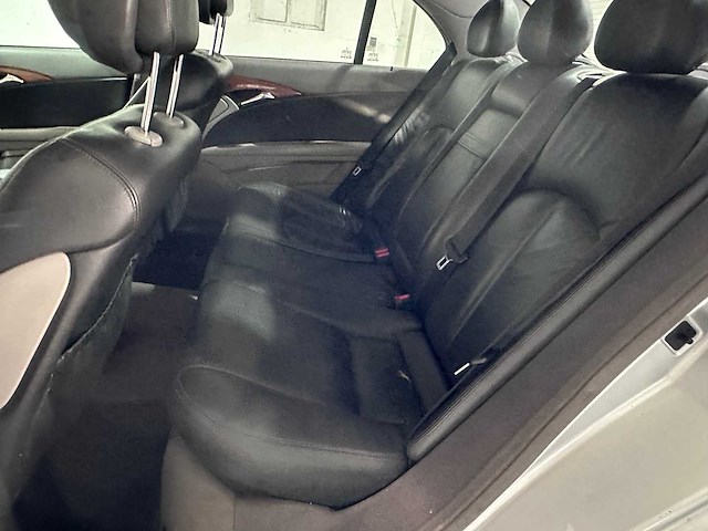 Mercedes-benz - e-klasse - 200 cdi avantgarde automaat- 3-xsz-01 - afbeelding 8 van  19