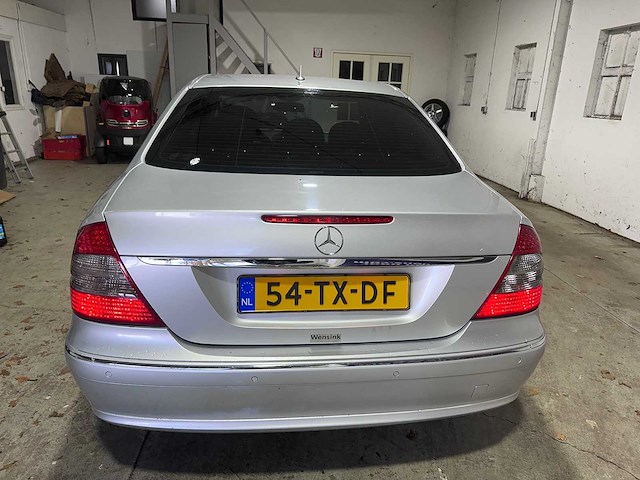 Mercedes-benz - e-klasse - 200 cdi avantgarde automaat- 54-tx-df- 2007 - afbeelding 12 van  18