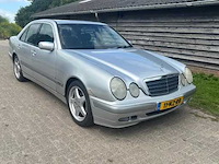 Mercedes-benz - e-klasse - 200 classic - car - 2000 - afbeelding 13 van  17