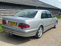 Mercedes-benz - e-klasse - 200 classic - car - 2000 - afbeelding 16 van  17