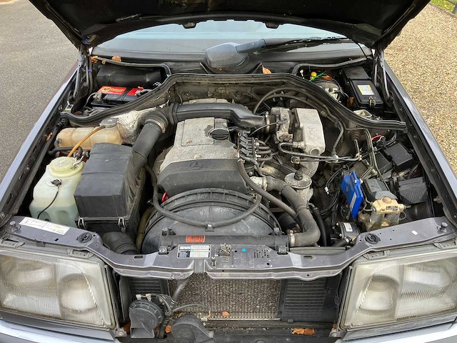 Mercedes-benz - e-klasse - 200 elegance - personenauto - afbeelding 6 van  18