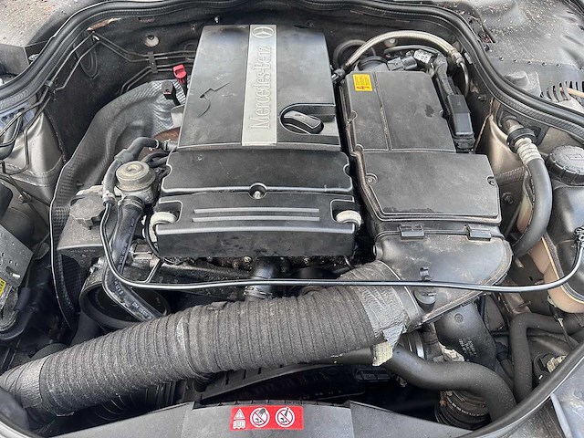 Mercedes-benz - e-klasse - 200 k. elegance - 55-rl-rl - afbeelding 11 van  19