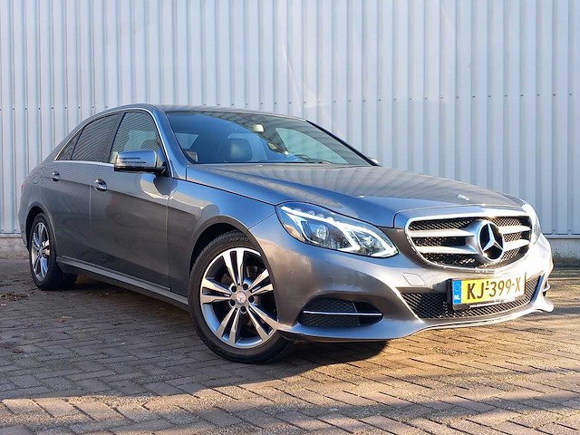 Mercedes-benz - e-klasse - 220 bt. amb. avant. - personenauto - afbeelding 1 van  25