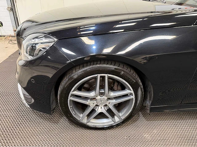 Mercedes-benz - e-klasse - 220 bt. ed. amg av. - personenauto - 2015 - afbeelding 20 van  31