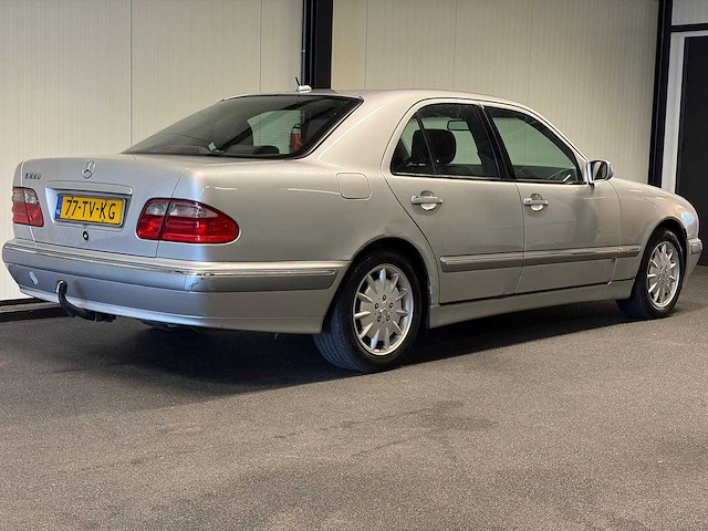Mercedes-benz - e-klasse - 220 cdi avg.select 2001|77-tv-kg|iaw - afbeelding 6 van  13