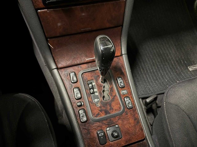 Mercedes-benz - e-klasse - 220 cdi avg.select 2001|77-tv-kg|iaw - afbeelding 17 van  20