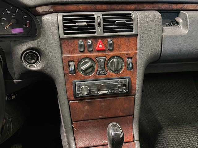 Mercedes-benz - e-klasse - 220 cdi avg.select 2001|77-tv-kg|iaw - afbeelding 18 van  20