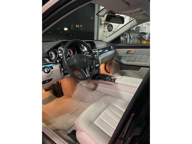 Mercedes-benz - e-klasse - 250 prestige - automatic full option - 2014 - afbeelding 4 van  18