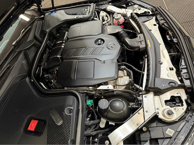 Mercedes-benz - e-klasse - 300 hybride diesel - business solution amg - personenauto - 2019 - afbeelding 19 van  33