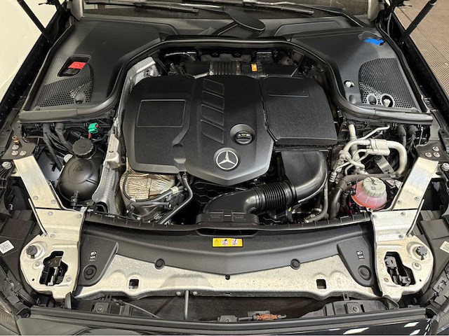 Mercedes-benz - e-klasse - 300 hybride diesel - business solution amg - personenauto - 2019 - afbeelding 21 van  33