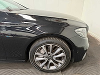 Mercedes-benz - e-klasse - 300 hybride diesel - business solution amg - personenauto - 2019 - afbeelding 25 van  33