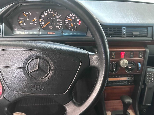 Mercedes benz - e klasse - w124 300te automaat- duitse papieren - afbeelding 21 van  22