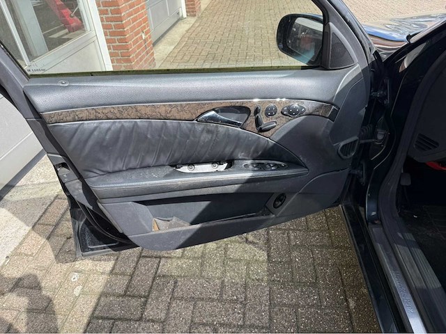 Mercedes-benz - e-klasse 500 - elegance -personenauto - 2002 - afbeelding 9 van  24