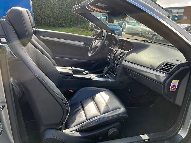Mercedes-benz - e-klasse cabrio - 250 cgi avantgarde - 2011 - 87-pfj-1 - afbeelding 5 van  16