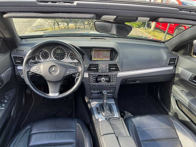 Mercedes-benz - e-klasse cabrio - 250 cgi avantgarde - 2011 - 87-pfj-1 - afbeelding 16 van  16