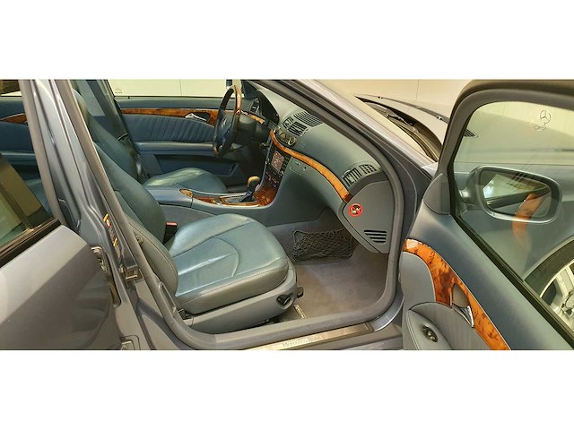 Mercedes-benz - e-klasse combi - 320 cdi avantgarde - afbeelding 13 van  30