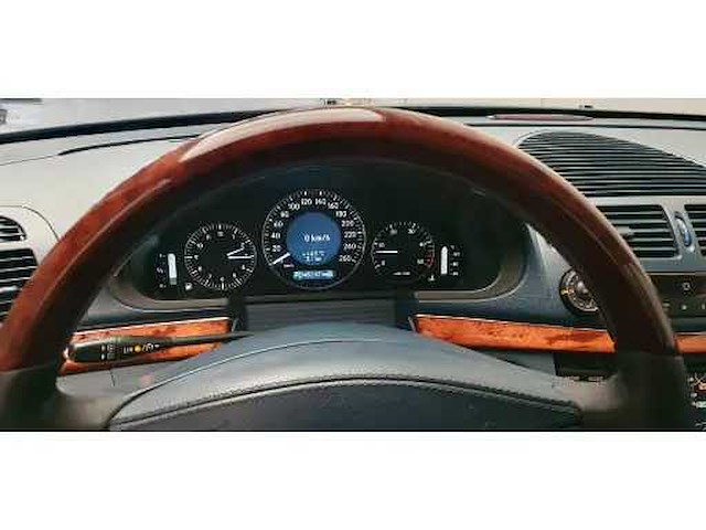 Mercedes-benz - e-klasse combi - 320 cdi avantgarde - afbeelding 18 van  30