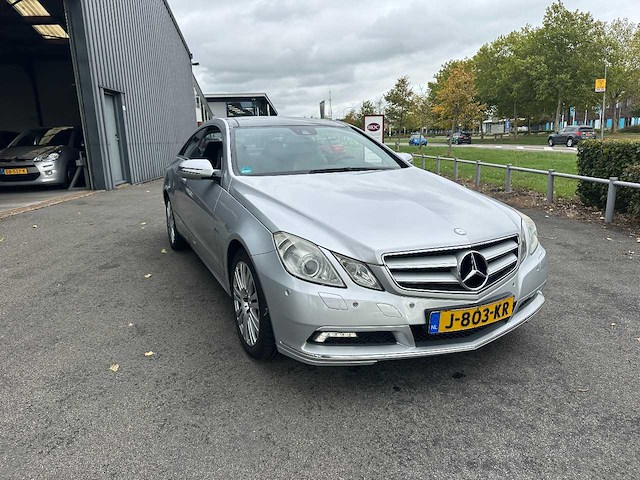 Mercedes-benz - e-klasse coupé - 250 cgi elegance - car - 2009 - afbeelding 12 van  25
