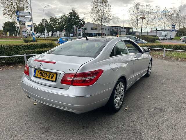 Mercedes-benz - e-klasse coupé - 250 cgi elegance - car - 2009 - afbeelding 19 van  25