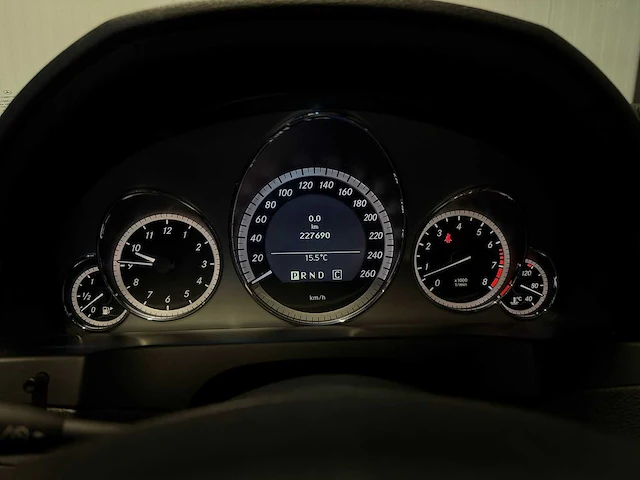 Mercedes-benz - e-klasse coupé - 350 cgi elegance 2009 j-711-xd iaw - afbeelding 19 van  22
