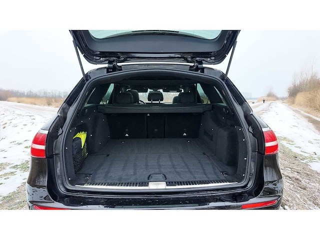 Mercedes-benz - e-klasse estate - 200 bus. sol. amg - car - 2018|sf-202-h|iaw - afbeelding 11 van  13