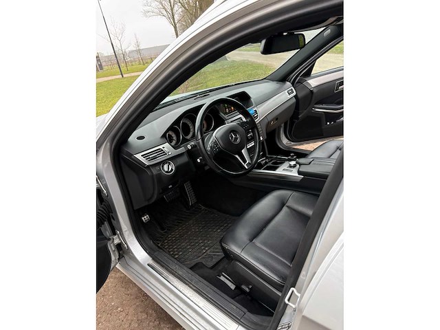 Mercedes-benz - e-klasse estate - 200 cdi amb. avant. - personenauto - afbeelding 2 van  29