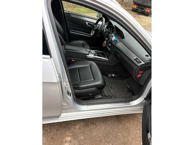 Mercedes-benz - e-klasse estate - 200 cdi amb. avant. - personenauto - afbeelding 9 van  29