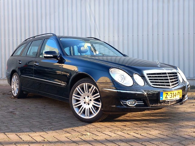 Mercedes-benz - e-klasse estate - 320 cdi avantgarde 4matic - personenauto - afbeelding 1 van  26