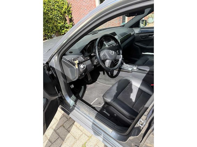 Mercedes-benz - e-klasse estate - automaat - 200 cgi avantgarde - car - 2010 - youngtimer - afbeelding 7 van  31