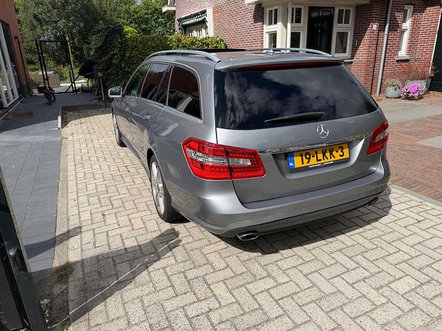 Mercedes-benz - e-klasse estate - automaat - 200 cgi avantgarde - car - 2010 - youngtimer - afbeelding 26 van  31