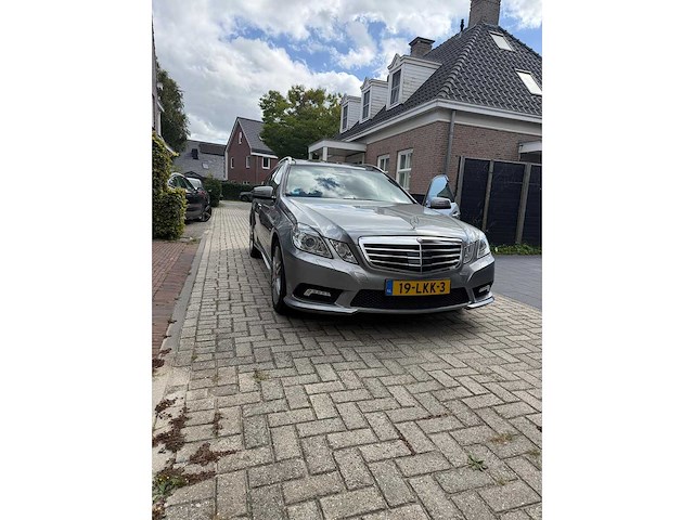 Mercedes-benz - e-klasse estate - automaat - 200 cgi avantgarde - car - 2010 - youngtimer - afbeelding 28 van  31