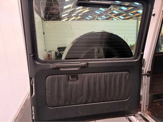 Mercedes-benz - g-klasse - 400 cdi - personenauto - 2001 - afbeelding 14 van  29