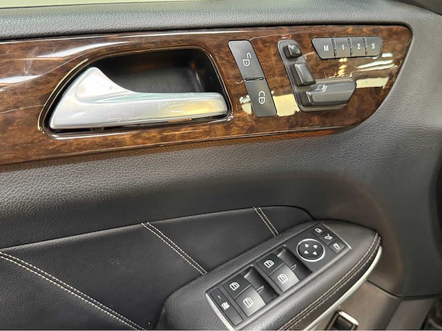 Mercedes-benz - gl 450 - 7 zitter - personenauto - 2013 - afbeelding 20 van  25